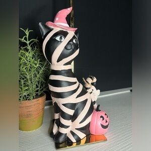 Black Cat Halloween Mummy Statue with Pink Pumpkin NWT 12.5” Tabletop Decor